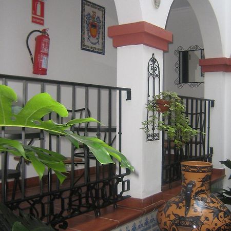 Apartamentos Turisticos Casa Cantillo Carmona  Extérieur photo