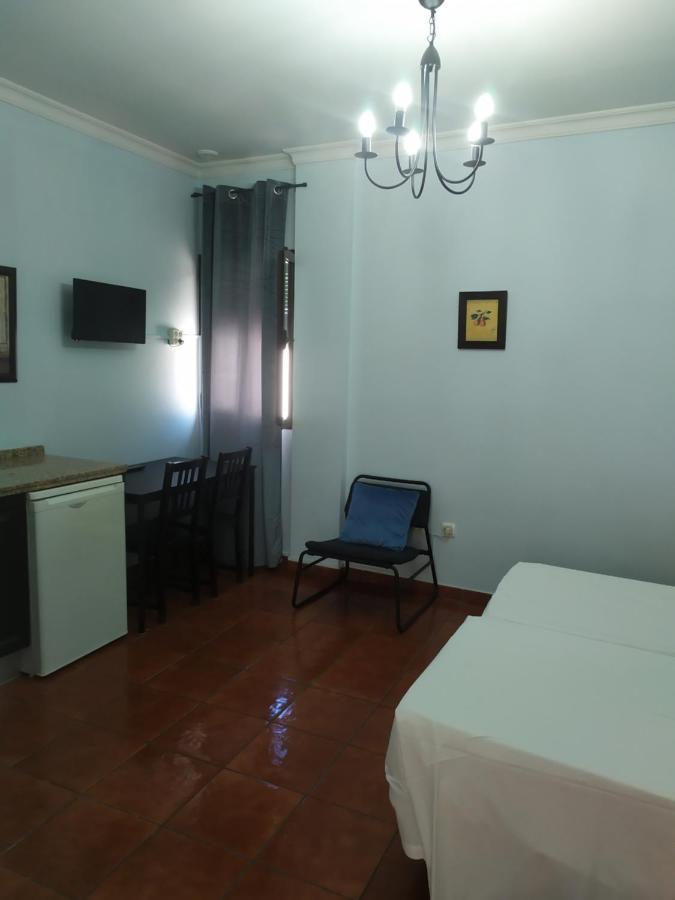 Apartamentos Turisticos Casa Cantillo Carmona  Extérieur photo